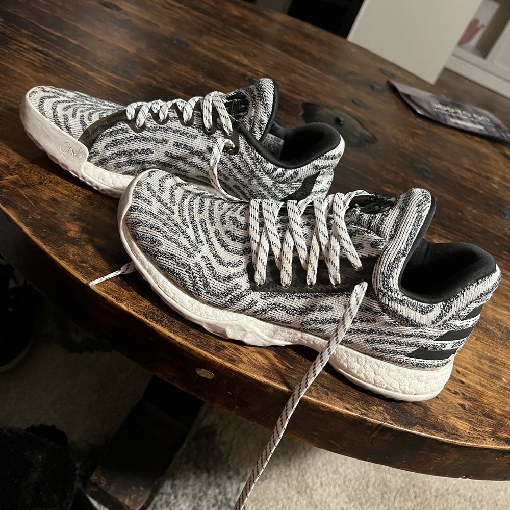Adidas Harden Vol. 1 LS Primeknit “BHM”Size Mens 7 Women’s 9